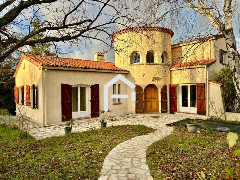 Villa - 148 m² - 5 pièces