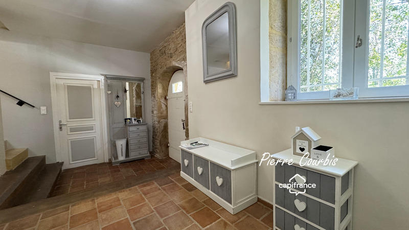 Maison - 224 m² - 6 pièces