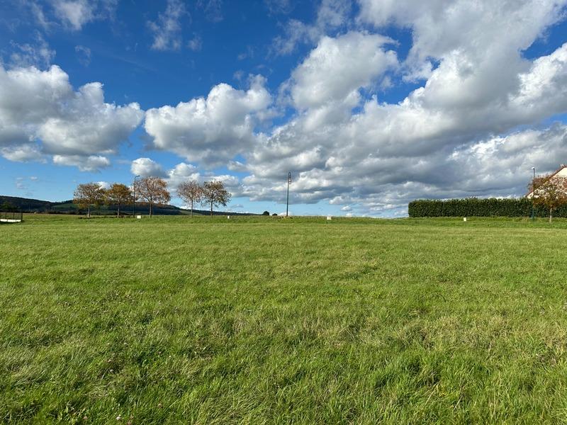 Terrain constructible - 710 m²