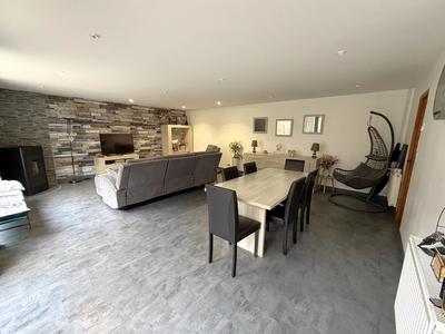 Maison - 167 m² - 7 pièces