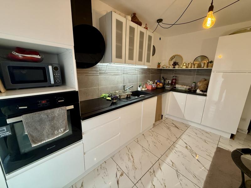 Maison - 86 m² - 4 pièces