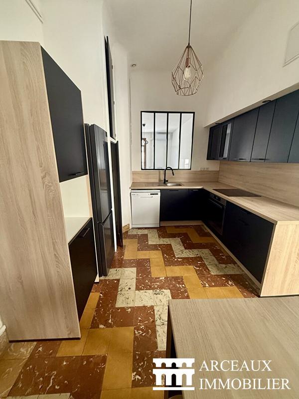 Appartement - 94 m² - 4 pièces