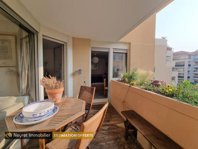 Appartement - 60 m² - 2 pièces