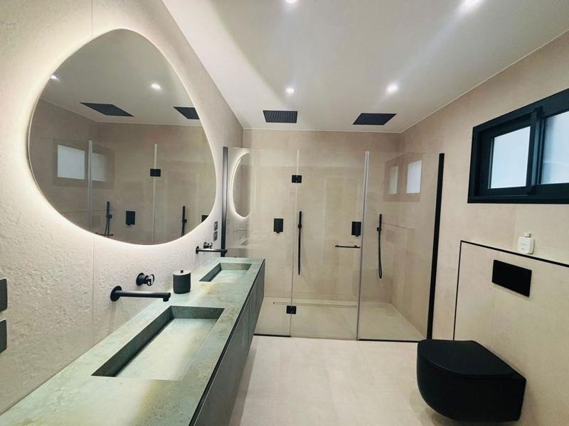 Mas - 220 m² - 5 pièces