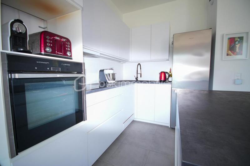 Appartement - 61 m² - 2 pièces