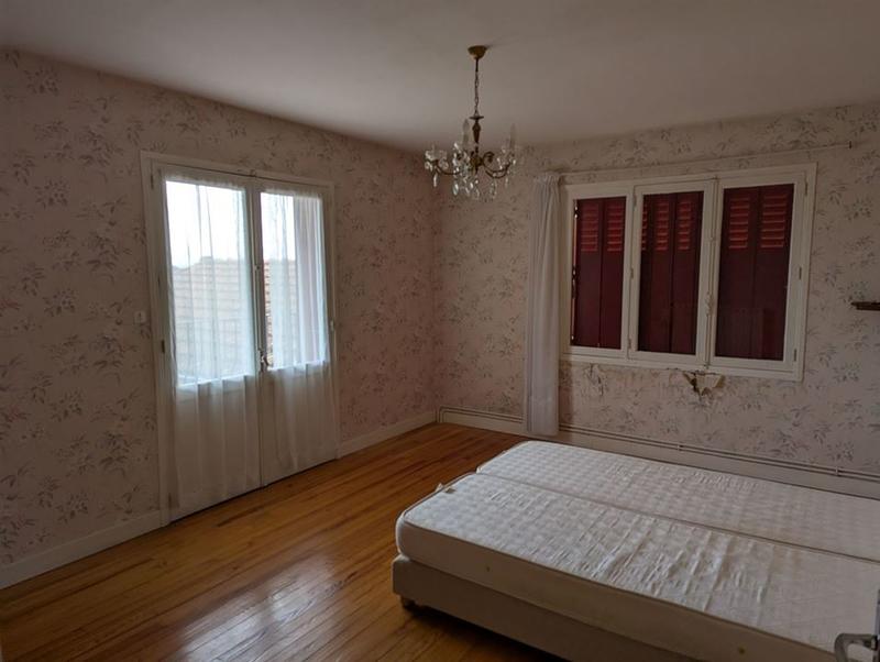 Maison traditionnelle - 170 m² - 6 pièces