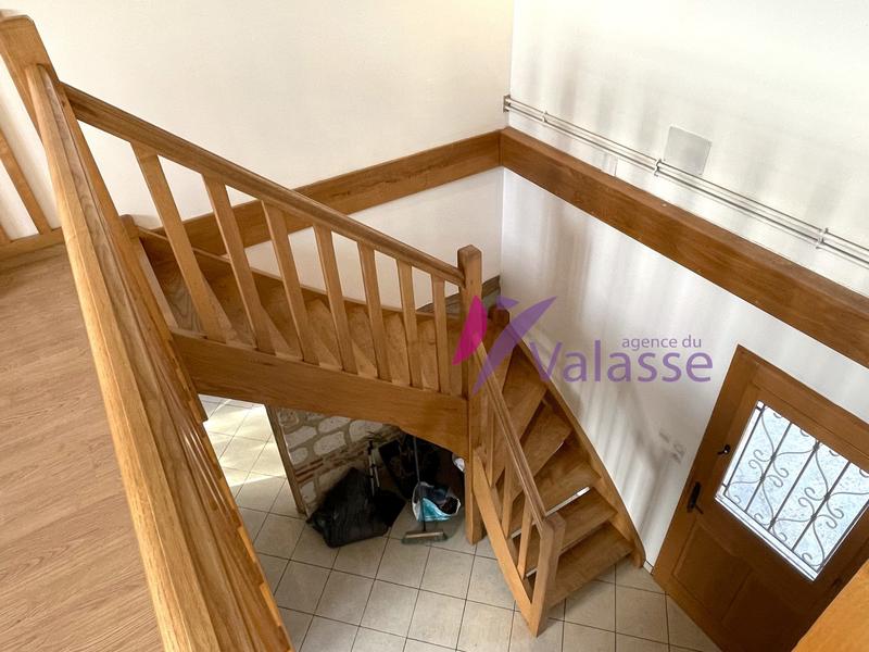 Maison - 274 m² - 7 pièces