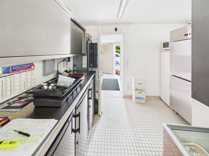 Fonds de commerce - Hôtellerie / Restauration - 180 m²