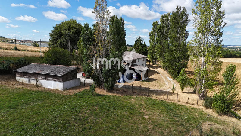 Maison - 140 m² - 5 pièces