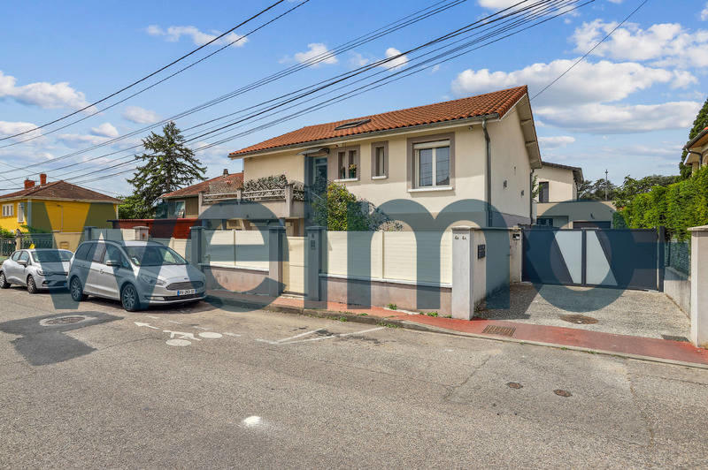 Maison - 175 m² - 7 pièces