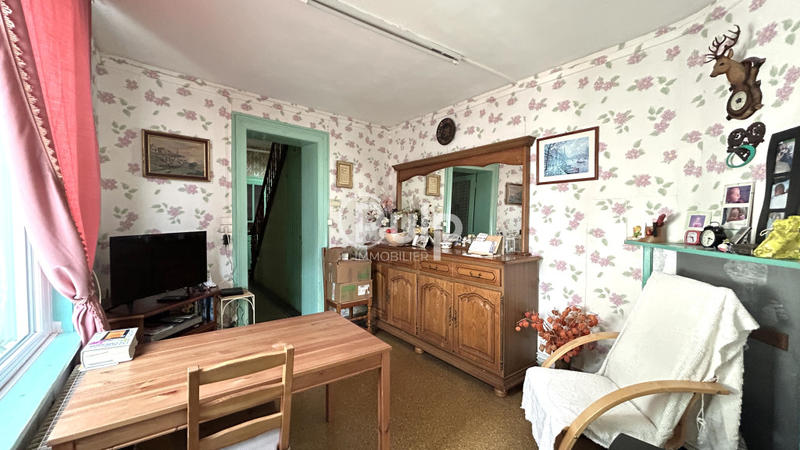 Maison - 235 m² - 8 pièces