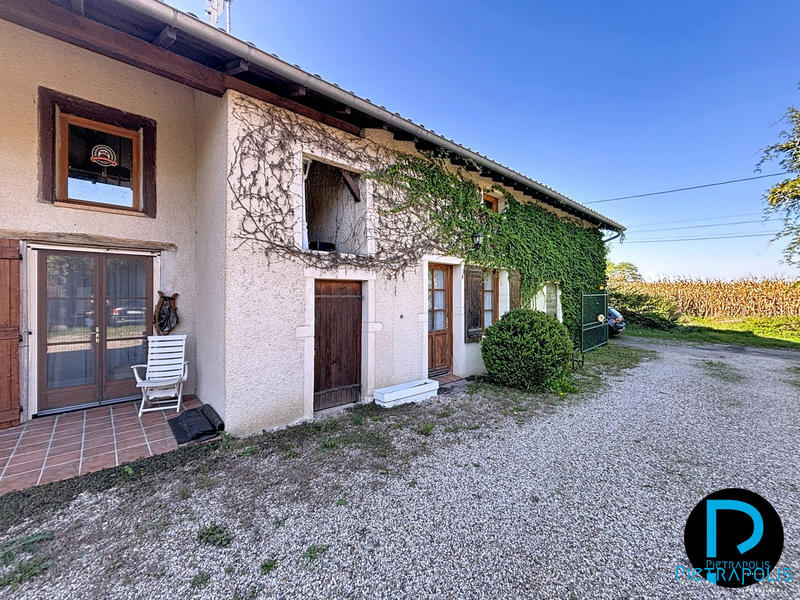 Maison - 334 m² - 7 pièces