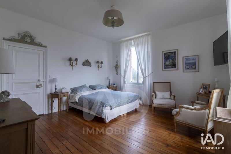 Maison - 283 m² - 12 pièces