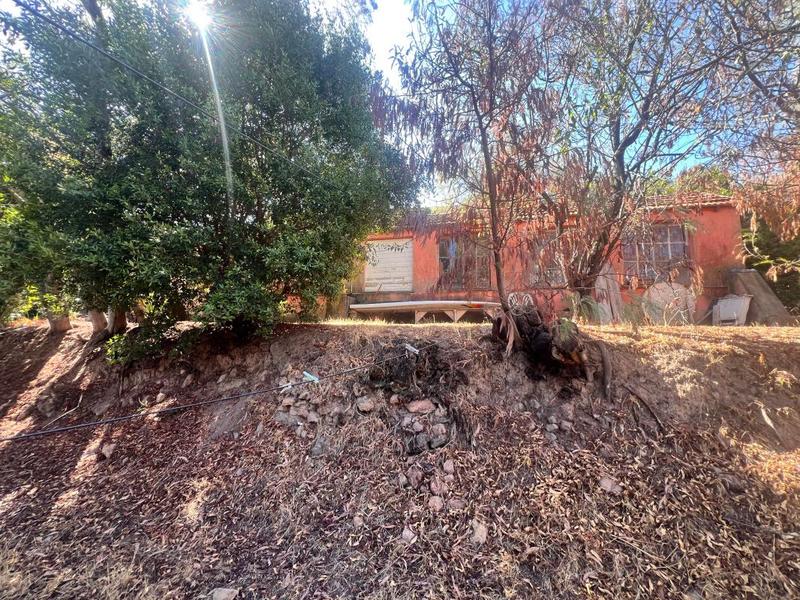 Terrain constructible - 3 586 m²