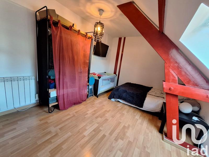 Maison - 93 m² - 5 pièces