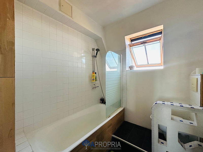 Appartement - 60 m² - 2 pièces