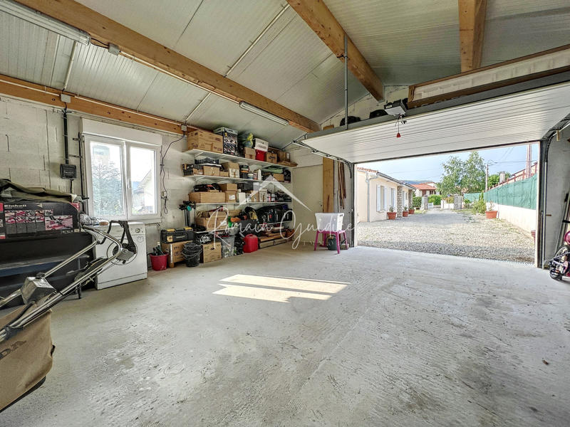 Maison - 140 m² - 5 pièces