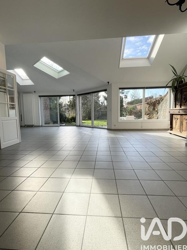 Maison - 206 m² - 10 pièces