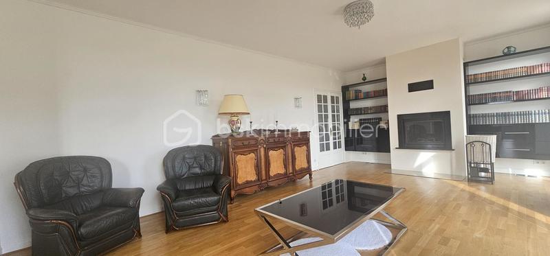 Villa - 205 m² - 7 pièces