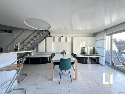 Appartement - 98 m² - 4 pièces