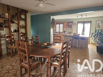 Maison - 135 m² - 5 pièces