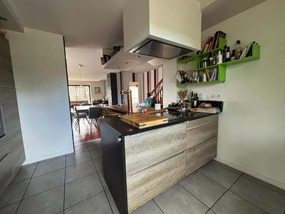 Maison - 175 m² - 8 pièces