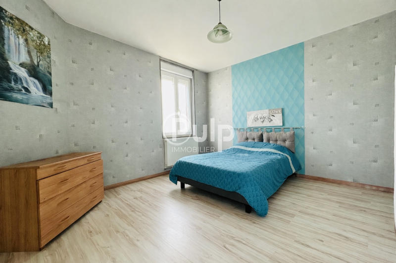 Maison - 107 m² - 6 pièces