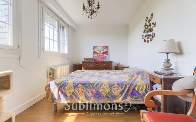 Maison traditionnelle - 170 m² - 6 pièces