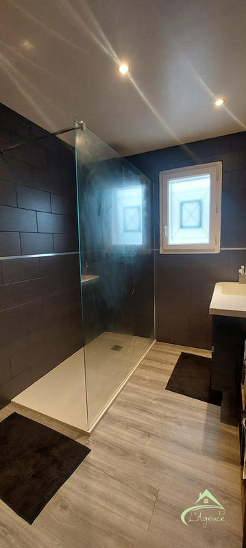 Maison - 93 m² - 3 pièces