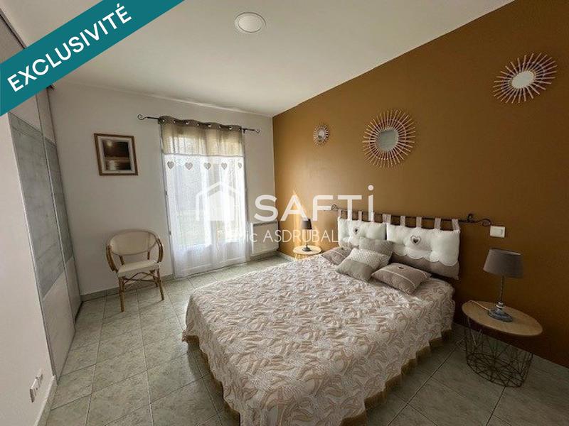 Maison - 247 m² - 10 pièces