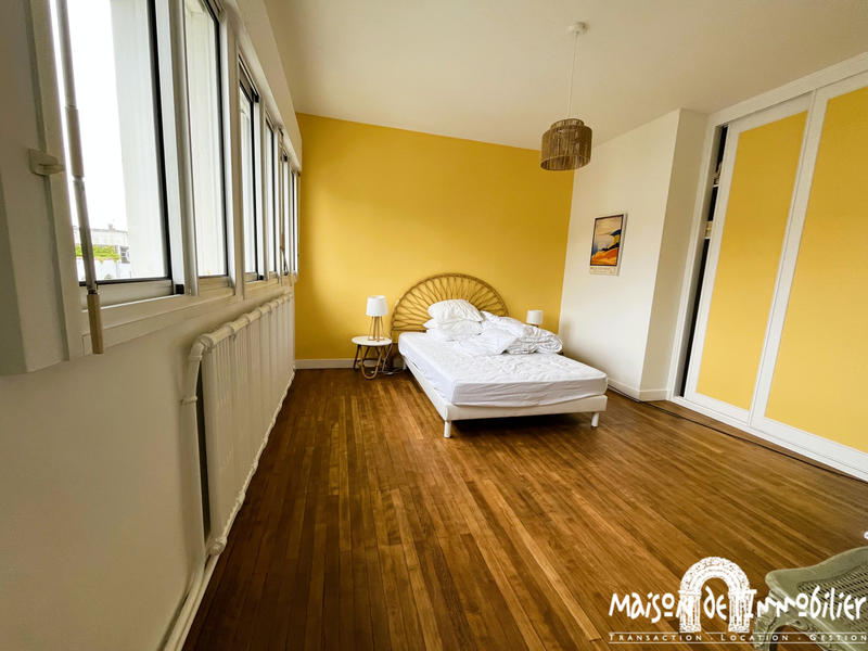 Villa - 192 m² - 7 pièces