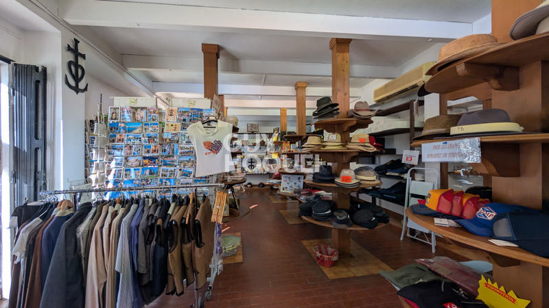 Immeuble - 112 m² - 5 pièces