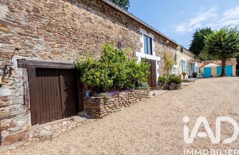 Maison de campagne - 180 m² - 8 pièces