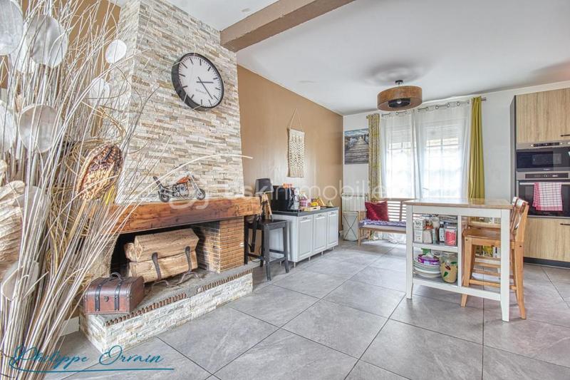 Maison - 80 m² - 5 pièces