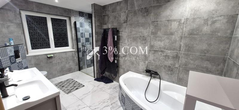 Maison - 117 m² - 5 pièces