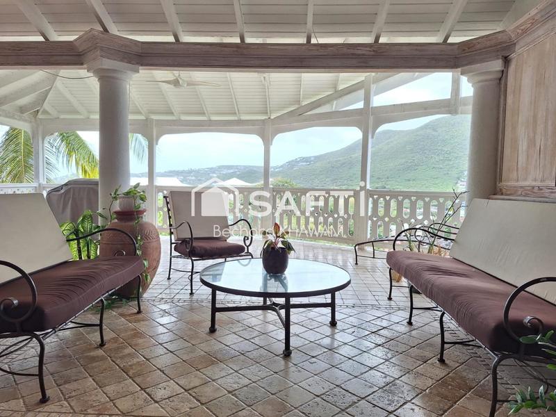 Maison - 219 m² - 4 pièces