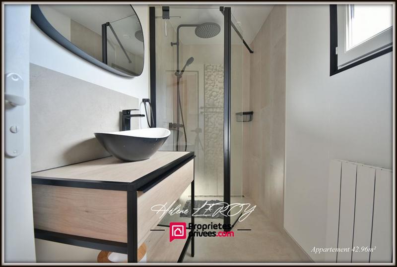 Maison - 260 m² - 12 pièces