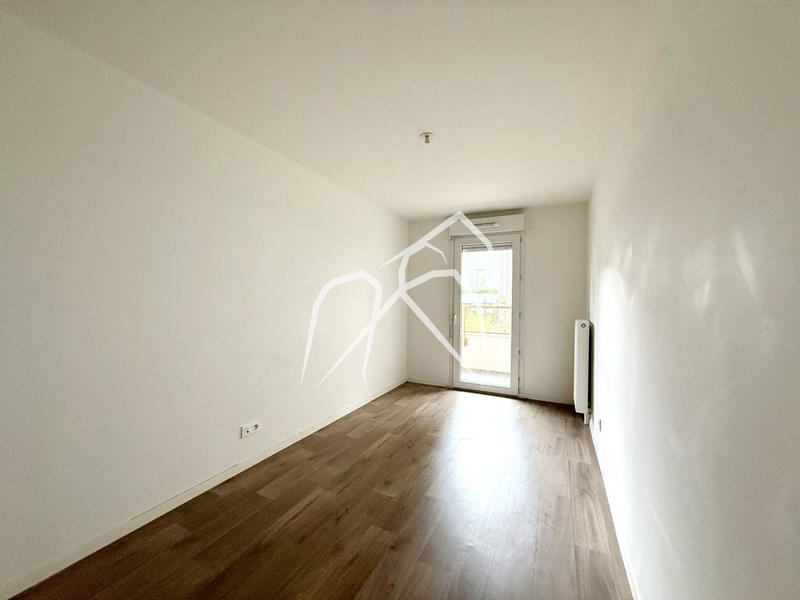 Appartement - 75 m² - 4 pièces