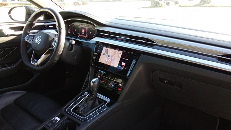 Volkswagen Arteon 2.0 Tdi 150 s-Tronic7 R-Line