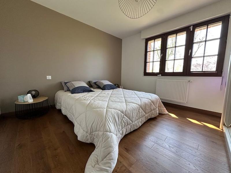 Propriété - 215 m² - 7 pièces