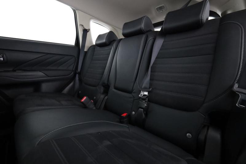 Mitsubishi Outlander Phev Twin Motor Invite 4wd 224 ch