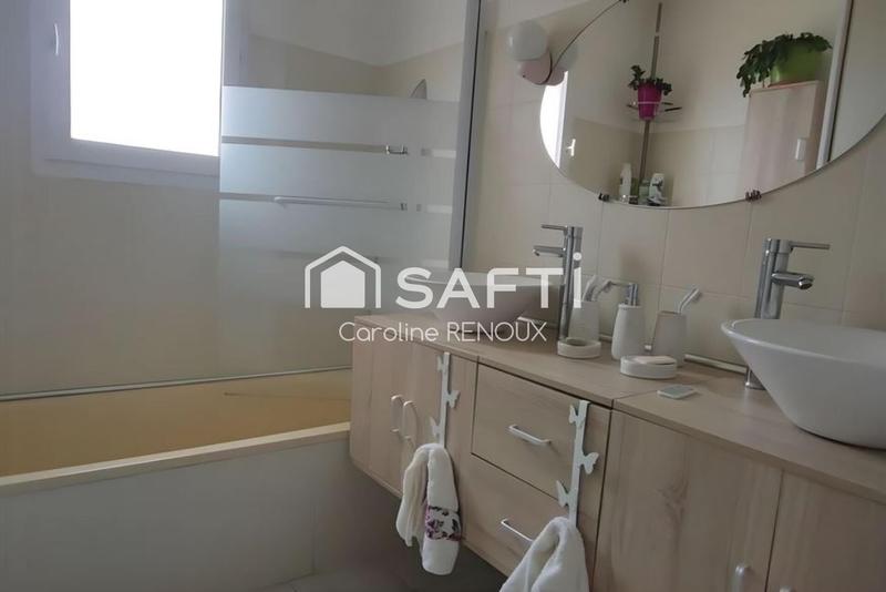 Maison - 220 m² - 9 pièces