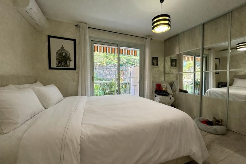 Appartement - 94 m² - 4 pièces