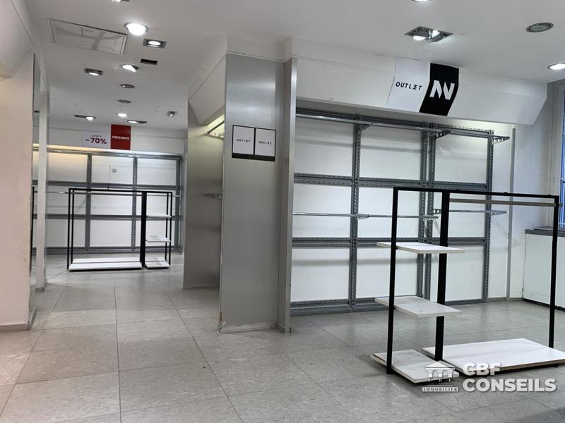 Local commercial - 186 m²