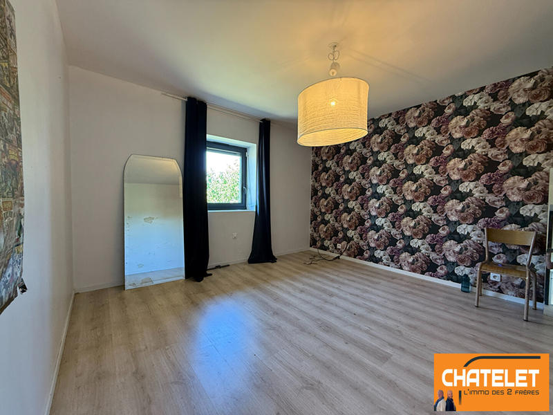 Maison - 151 m² - 7 pièces