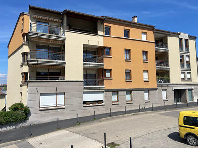 Appartement - 99 m² - 4 pièces