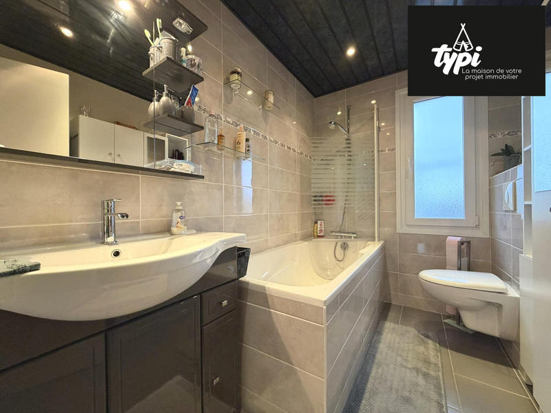 Maison - 149 m² - 6 pièces