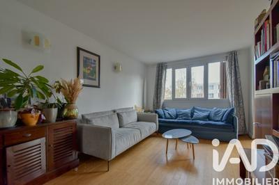 Appartement - 97 m² - 6 pièces