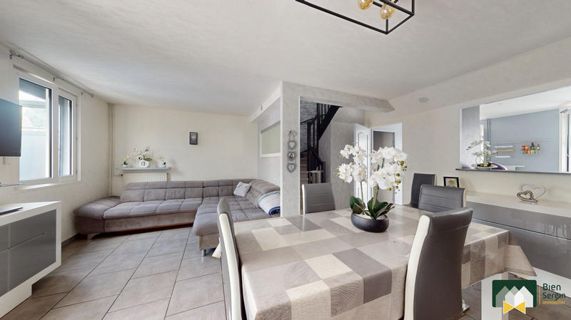 Maison - 87 m² - 5 pièces