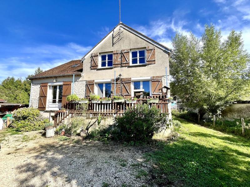 Maison - 158 m² - 6 pièces